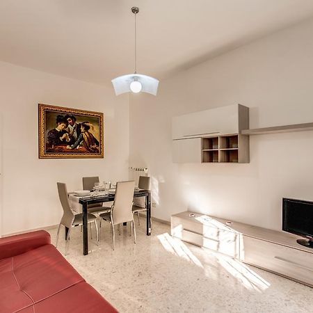 Daisy Guest House Colosseo ローマ 部屋 写真